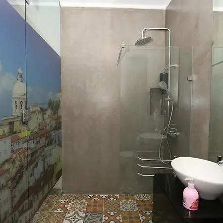 Sao Jorge & Апартаменты Лиссабон